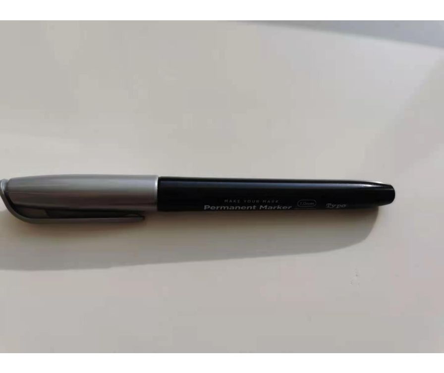 1.0mm Thick Barrel Metallic Marker (Silver)